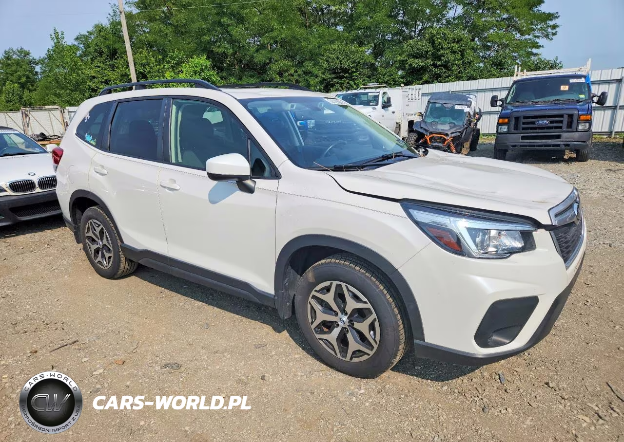 2020 Subaru Forester Premium VIN:JF2SKAGC8LH428897 - 4
