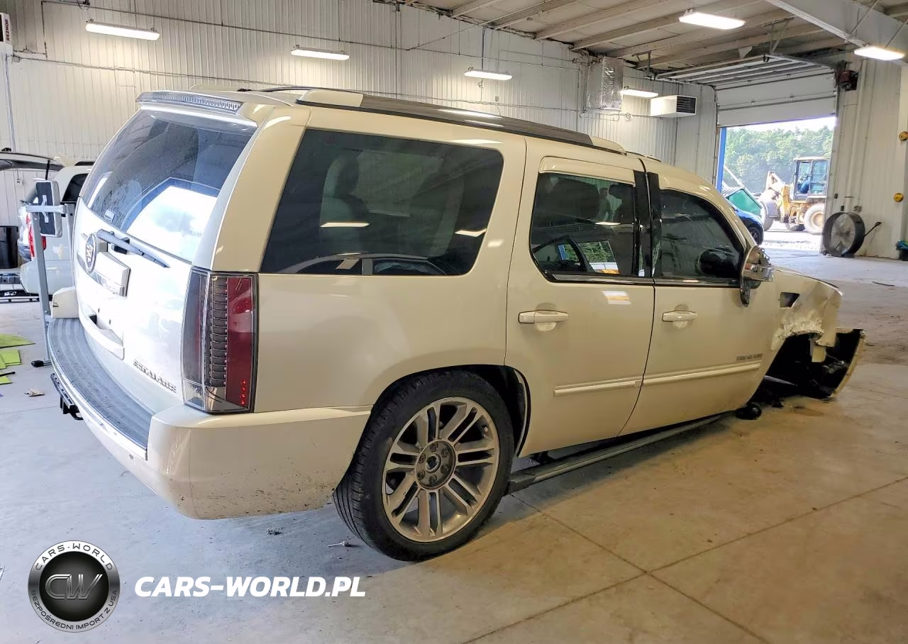 2014 Cadillac Escalade Premium VIN:1GYS4CEF0ER239024 - 3