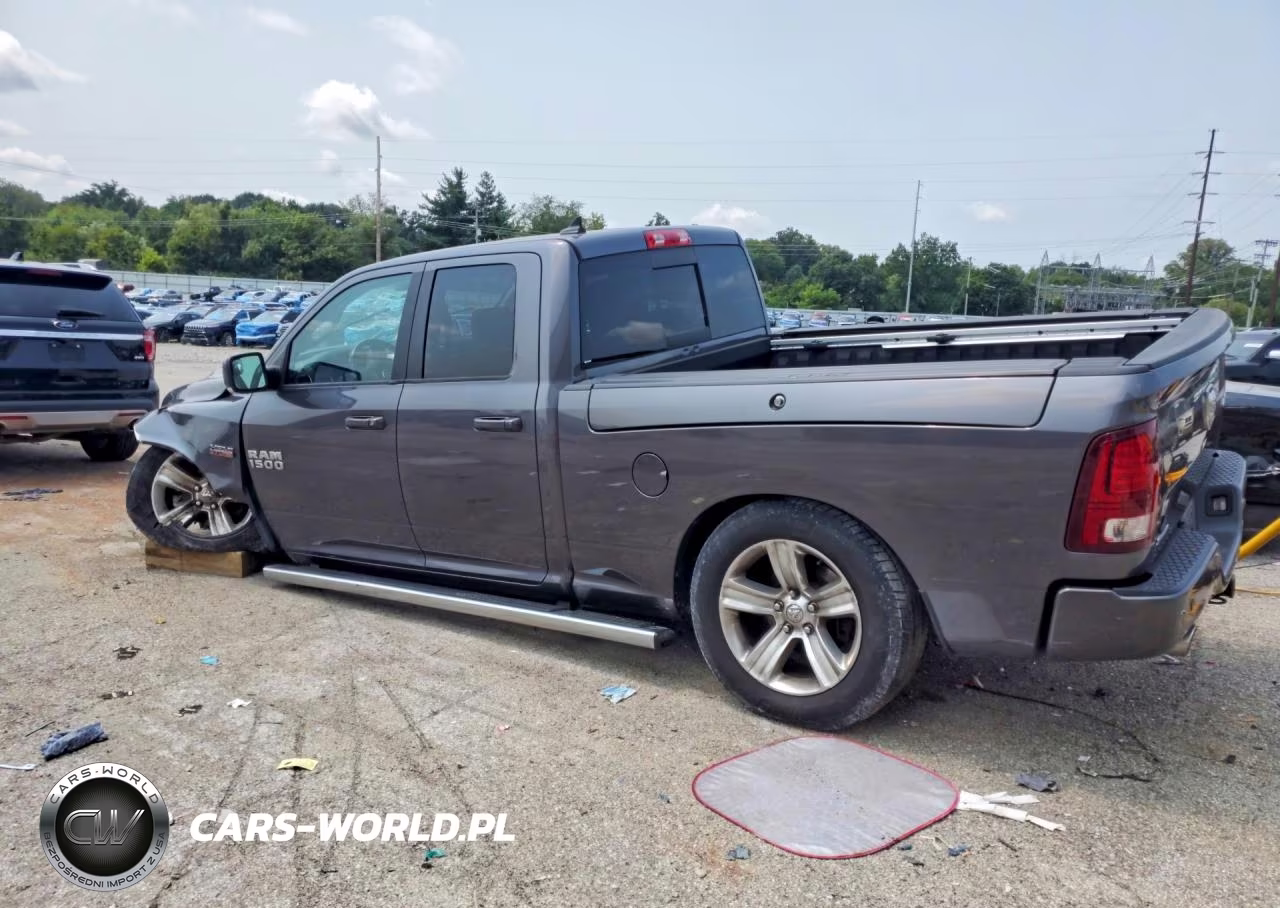 2016 Ram 1500 Sport VIN:1C6RR7HT5GS325723 - 2