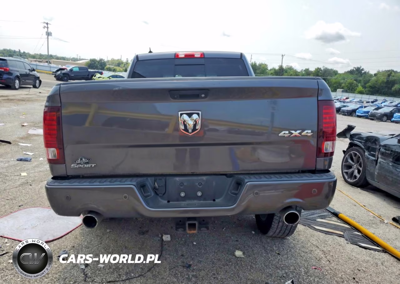 2016 Ram 1500 Sport VIN:1C6RR7HT5GS325723 - 6