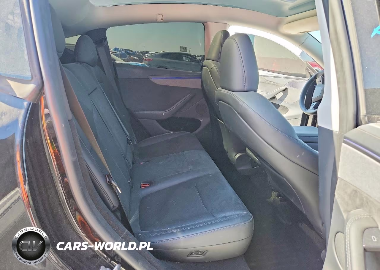 2026 Tesla Model Y VIN:7SAYGDED3TA446036 - 10