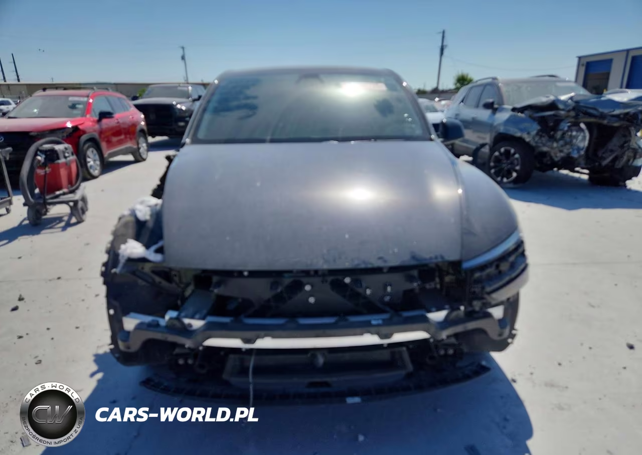 2026 Tesla Model Y VIN:7SAYGDED3TA446036 - 5