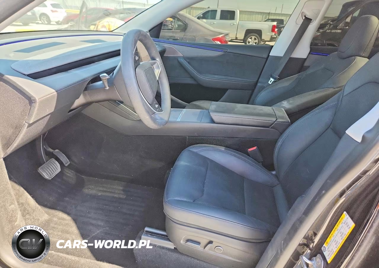 2026 Tesla Model Y VIN:7SAYGDED3TA446036 - 7