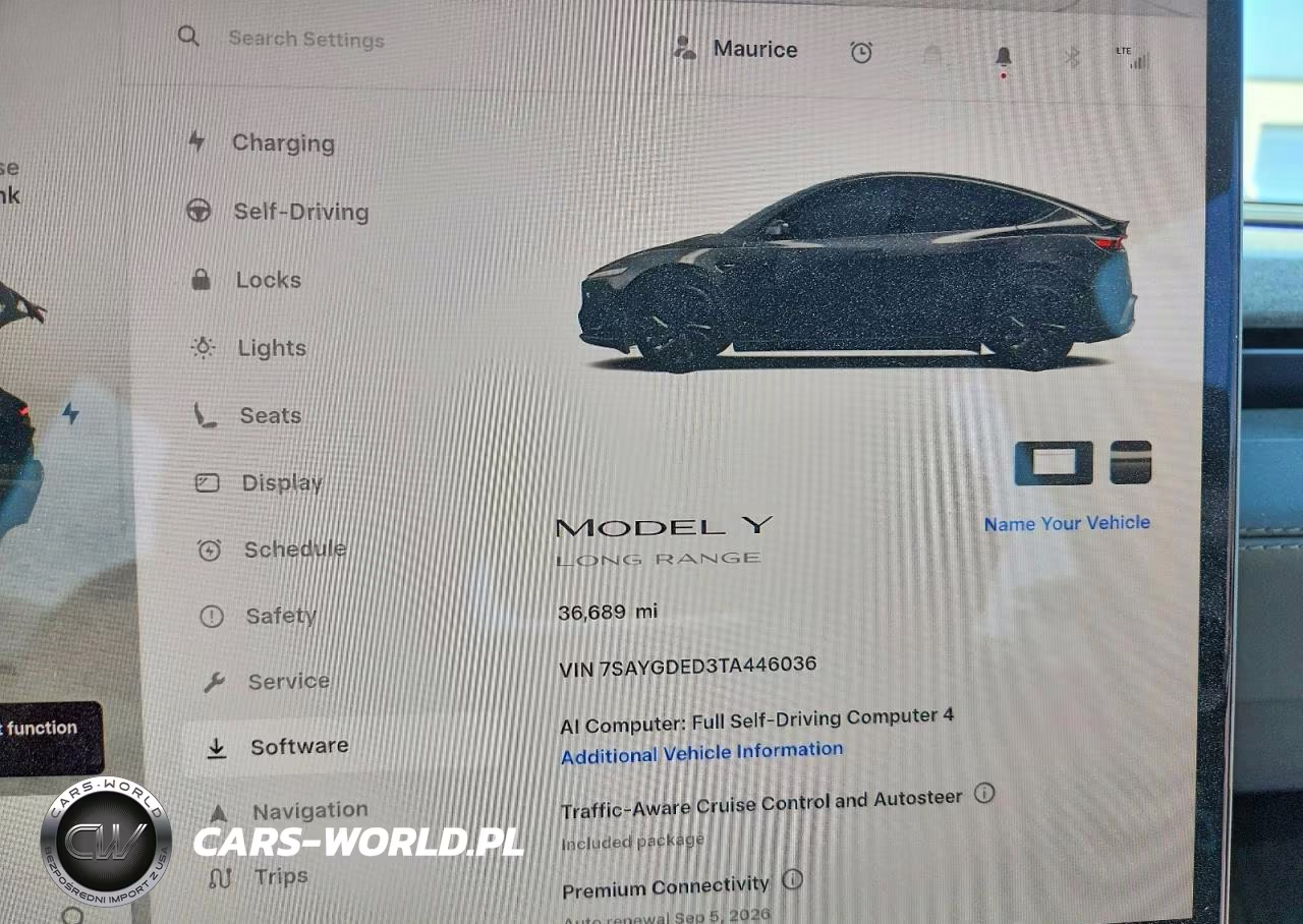 2026 Tesla Model Y VIN:7SAYGDED3TA446036 - 9