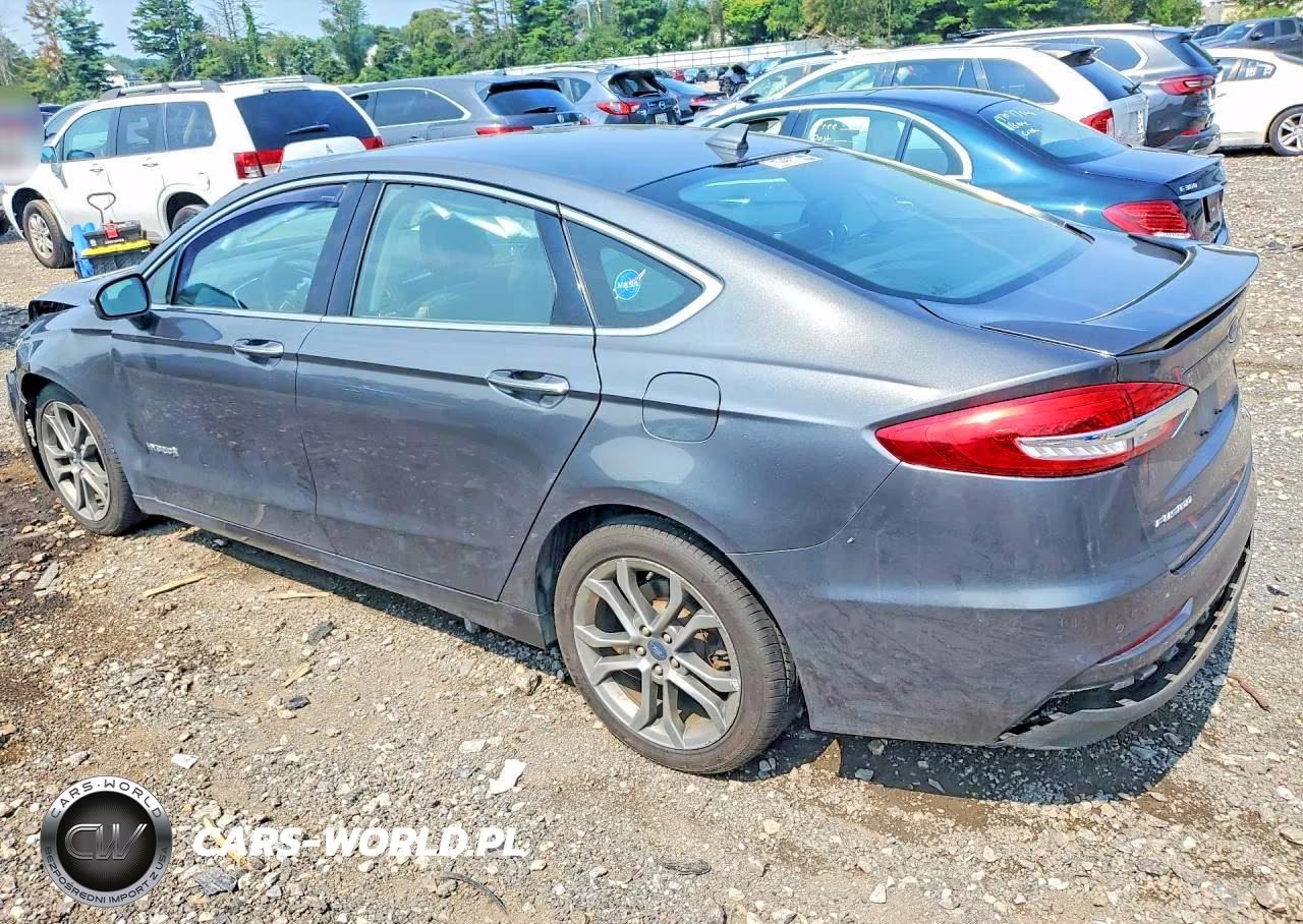 2019 Ford Fusion Titanium VIN:3FA6P0RU2KR162894 - 2