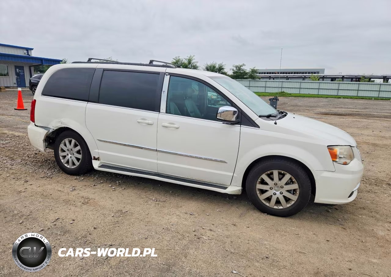 2012 Chrysler Town & Country Touring L VIN:2C4RC1CG6CR163162 - 4