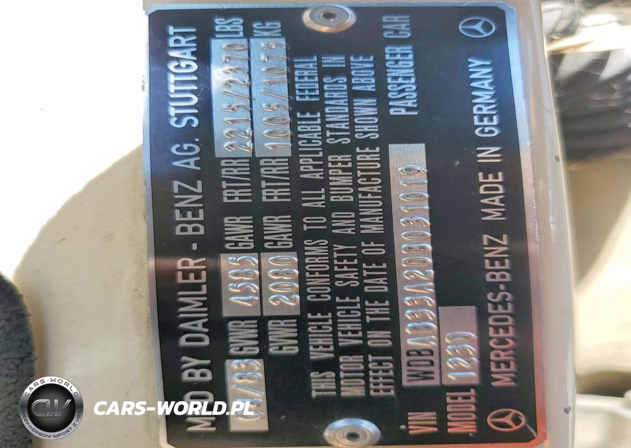 1983 Mercedes-Benz 300 Dt VIN:WDBAB33A2DB031019 - 13