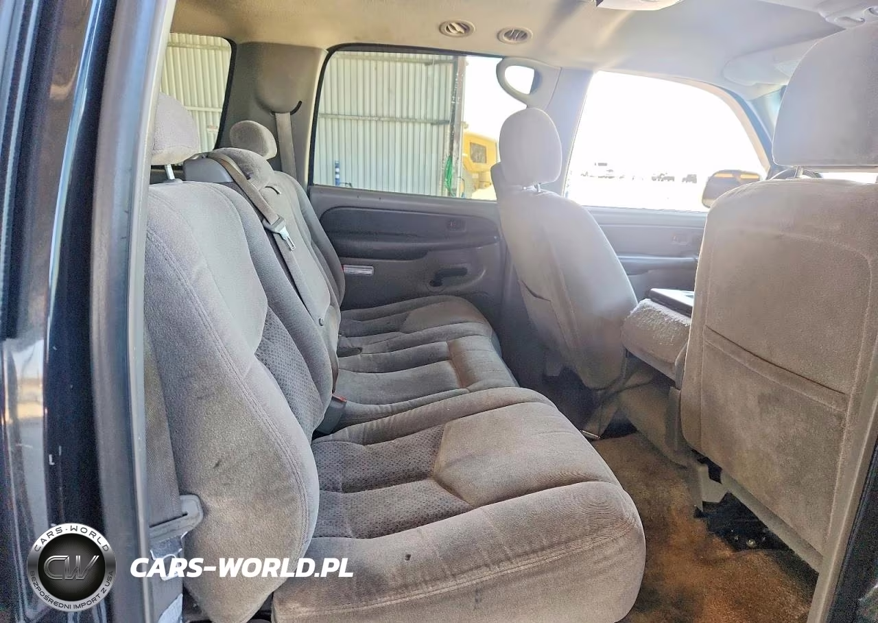 2003 Chevrolet Suburban C1500 VIN:3GNEC16TX3G157935 - 11