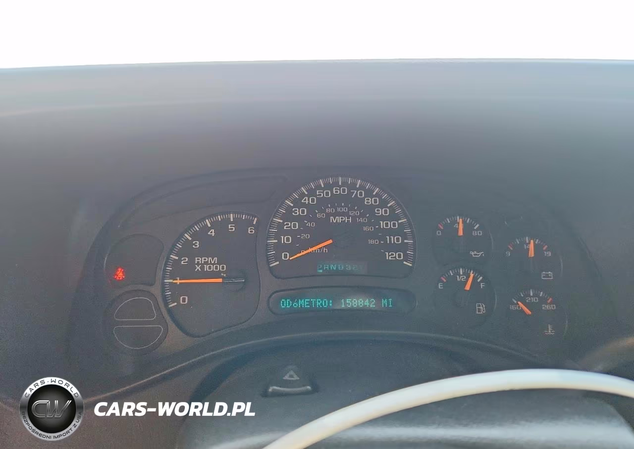 2003 Chevrolet Suburban C1500 VIN:3GNEC16TX3G157935 - 9