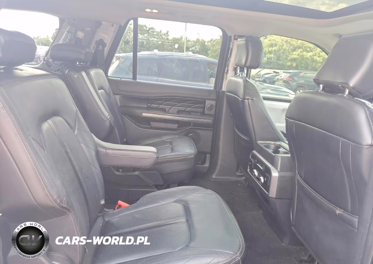 2019 Ford Expedition Platinum VIN:1FMJU1LT4KEA76701 - 10