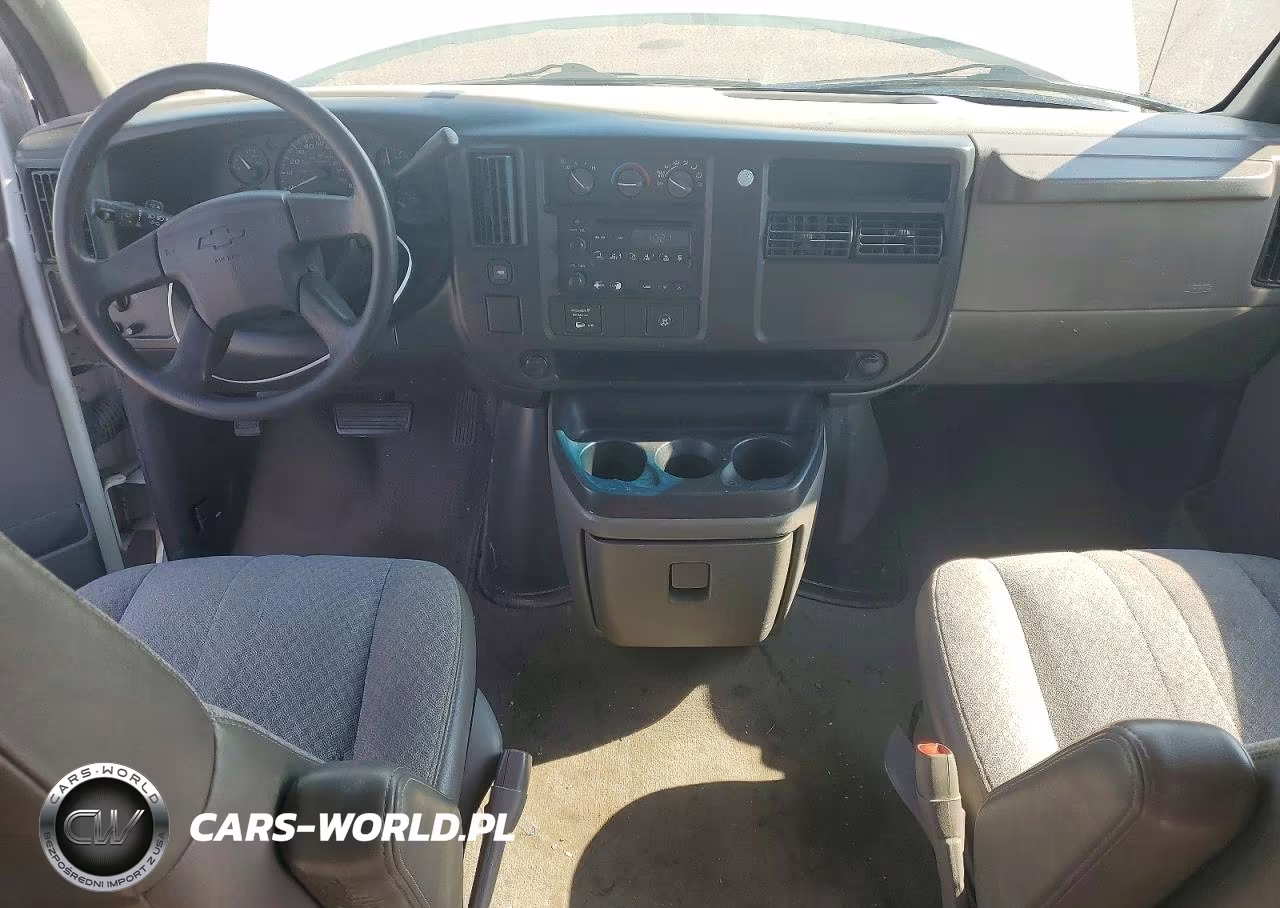 2005 Chevrolet Express G3500 VIN:1GAHG39U551218998 - 8
