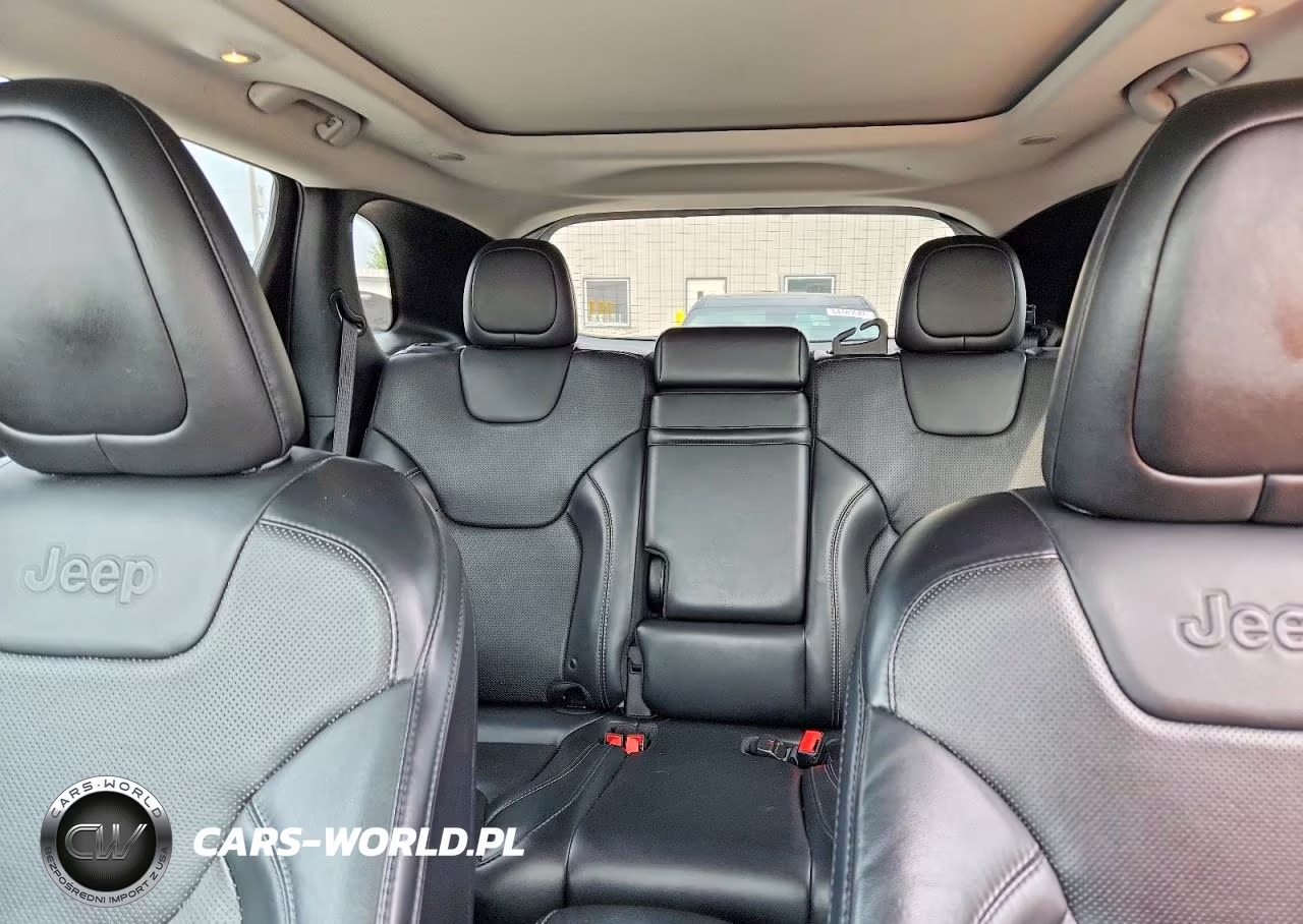 2019 Jeep Cherokee Limited VIN:1C4PJMDN1KD321971 - 10