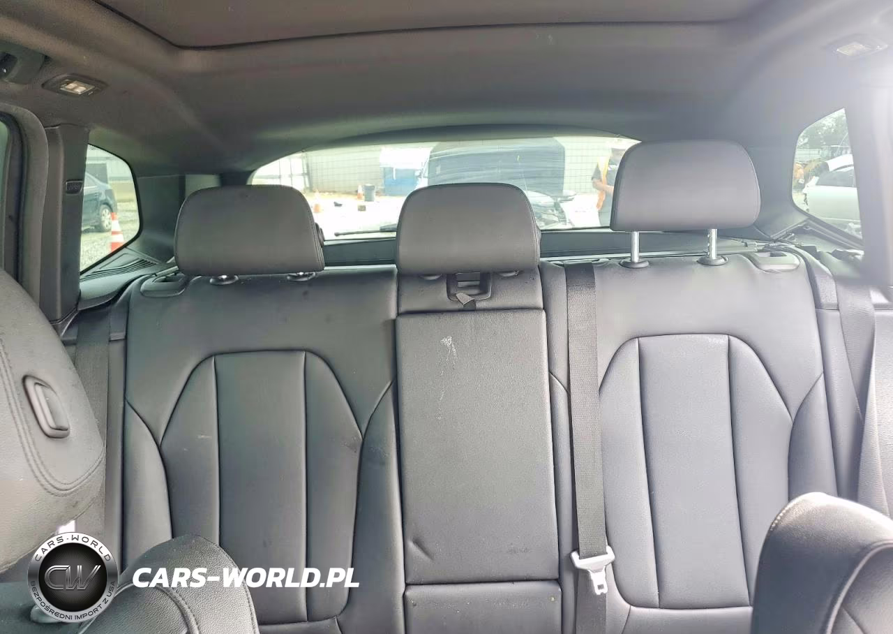2019 BMW X3 xDrivem40I VIN:5UXTS3C5XK0Z08036 - 10