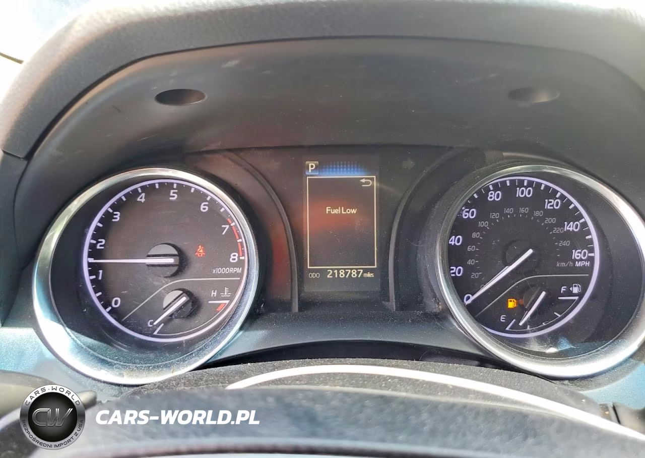 2018 Toyota Camry Se VIN:4T1B11HKXJU599738 - 9