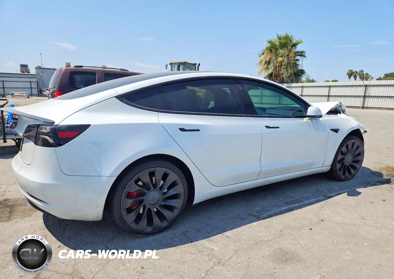 2021 Tesla Model 3 VIN:5YJ3E1EC5MF850883 - 3