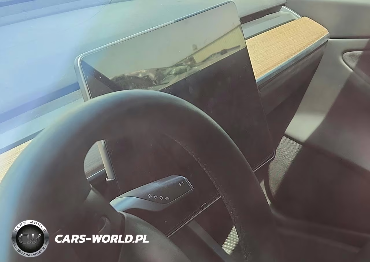 2021 Tesla Model 3 VIN:5YJ3E1EC5MF850883 - 9