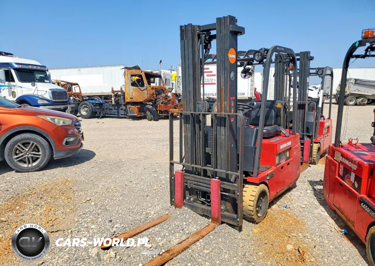 2016 Raymond Forklift VIN:00000004451613463 - 2