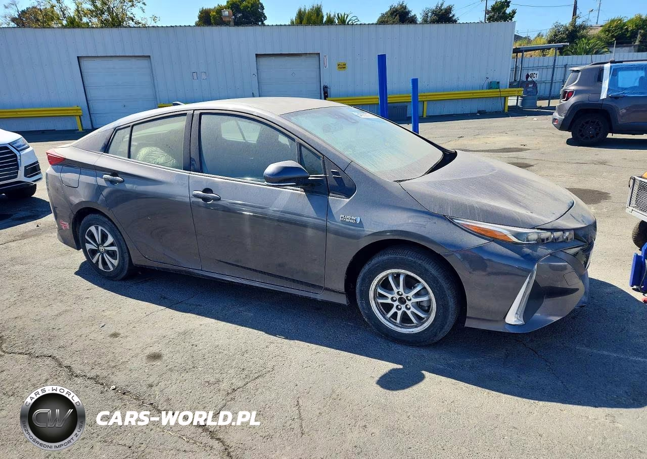 2017 Toyota Prius Prime Premium VIN:JTDKARFP2H3053906 - 4