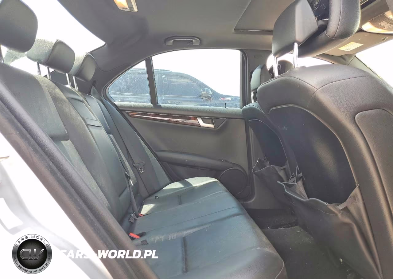 2014 Mercedes-Benz C 250 VIN:WDDGF4HB3EG206217 - 10