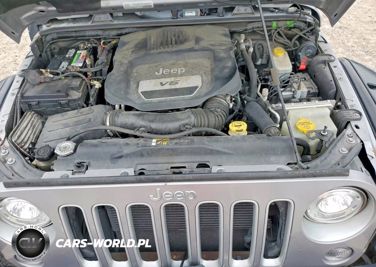 2018 Jeep Wrangler Unlimited Sahara VIN:1C4BJWEG7JL845605 - 12