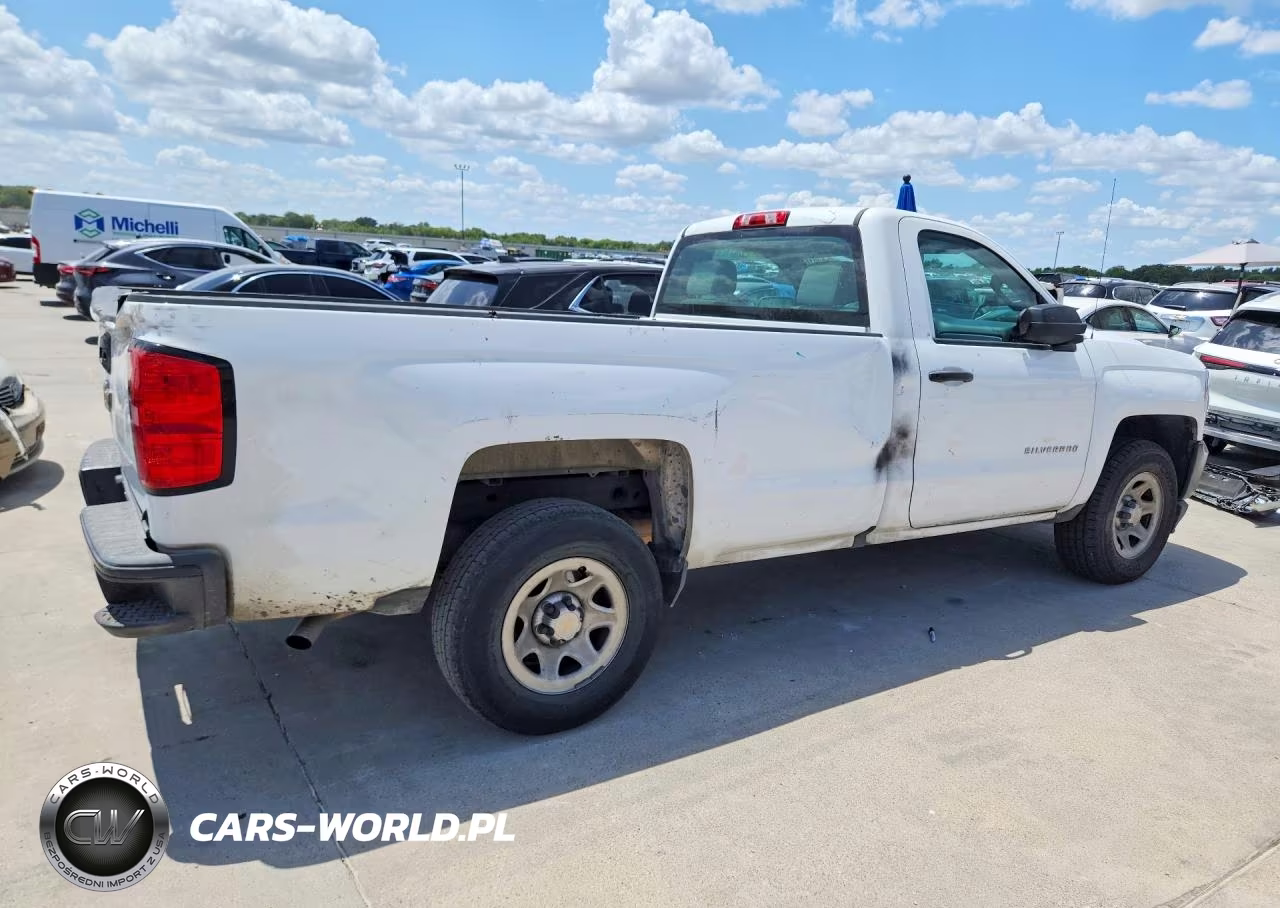 2018 Chevrolet Silverado C1500 VIN:1GCNCNEH9JZ303610 - 3