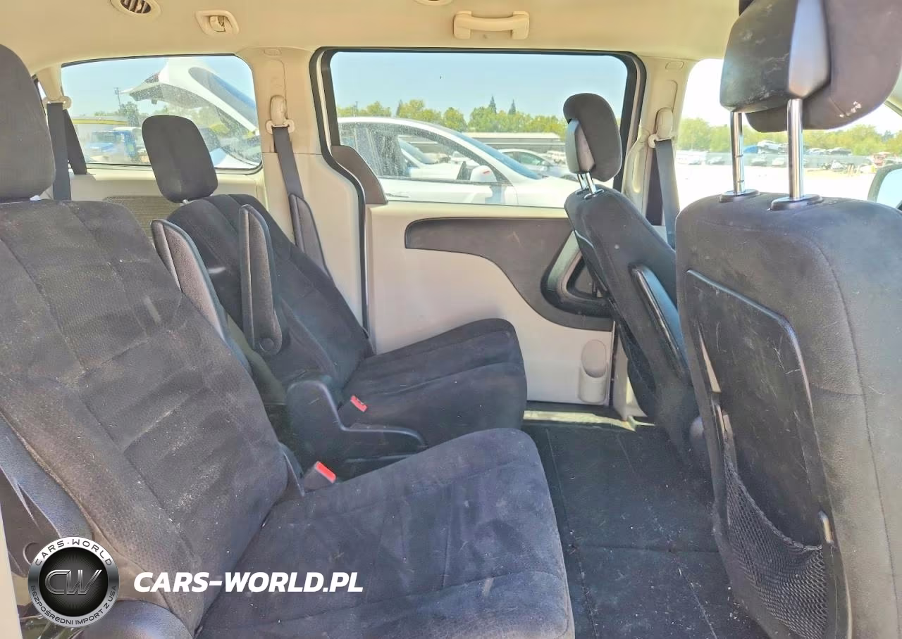 2011 Dodge Grand Caravan Express VIN:2D4RN4DG7BR700391 - 11