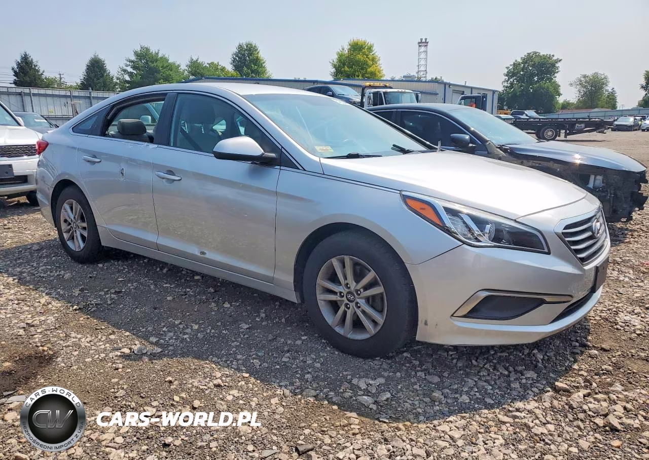2016 Hyundai Sonata Se VIN:5NPE24AF6GH319538 - 4