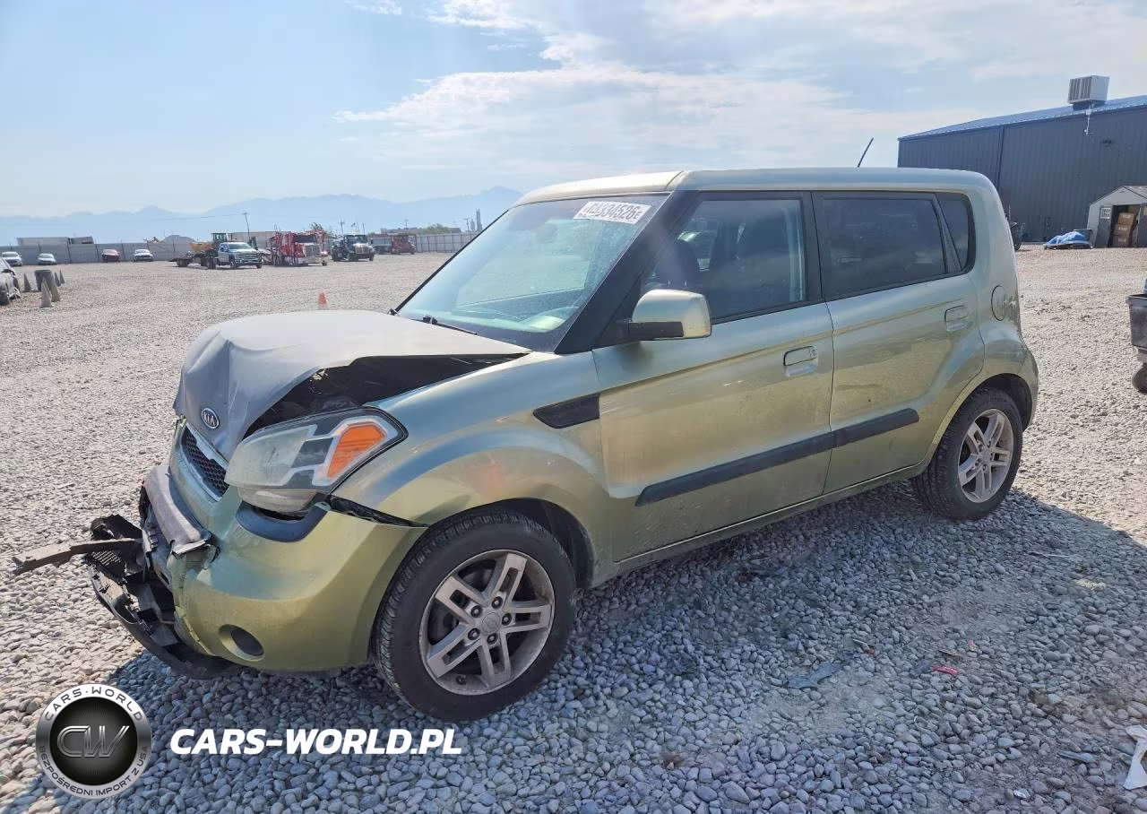2010 Kia Soul +