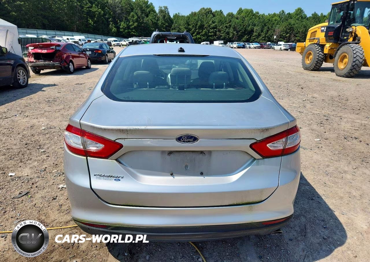 2013 Ford Fusion S VIN:3FA6P0G73DR138572 - 6