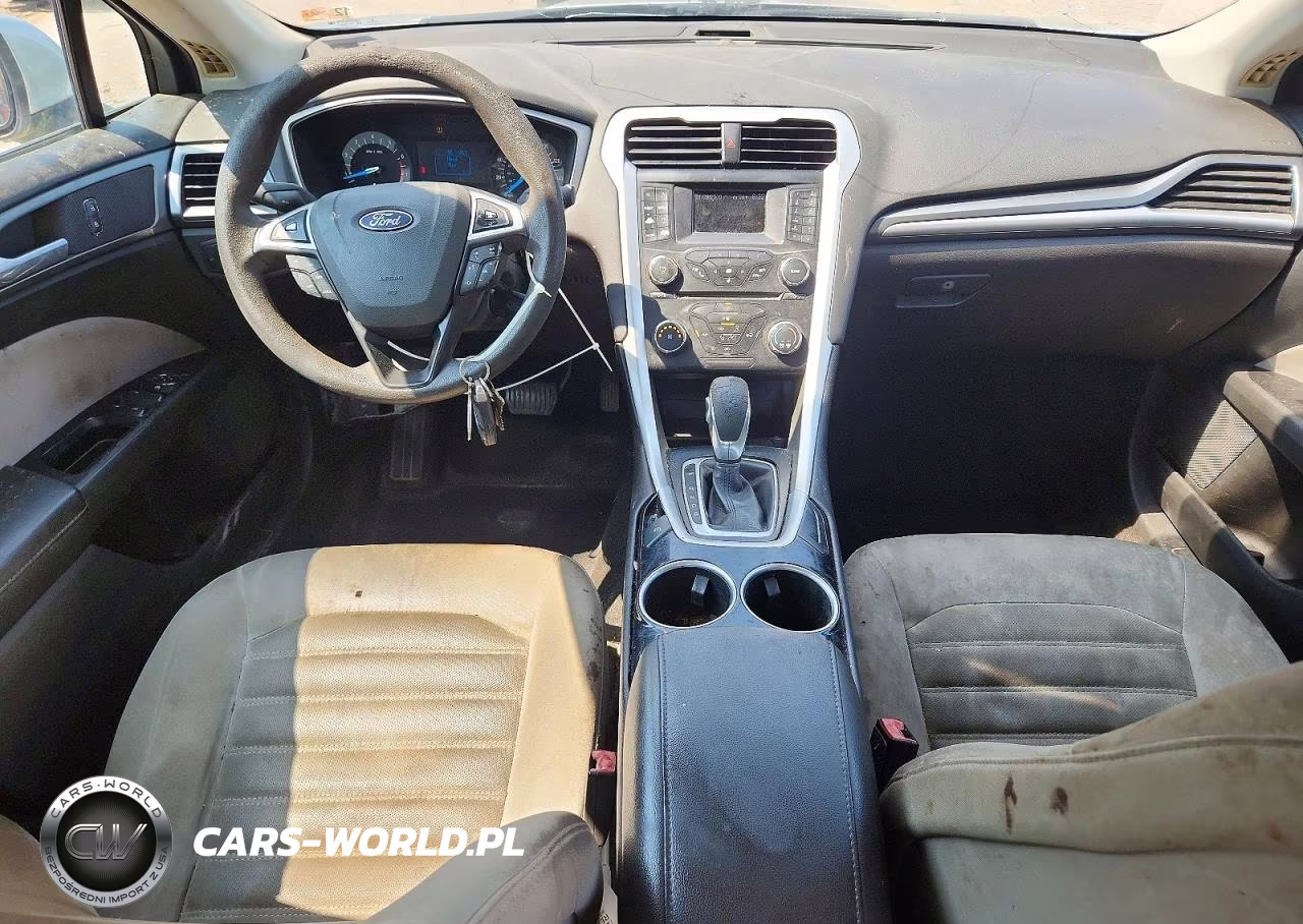2013 Ford Fusion S VIN:3FA6P0G73DR138572 - 8