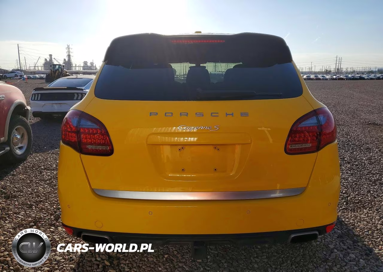 2011 Porsche Cayenne S VIN:WP1AB2A27BLA42109 - 6