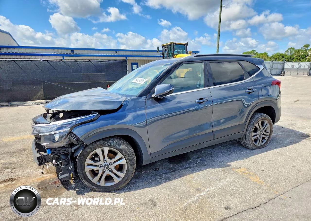 2023 Kia Seltos S VIN:KNDEU2AA3P7398609 - 1