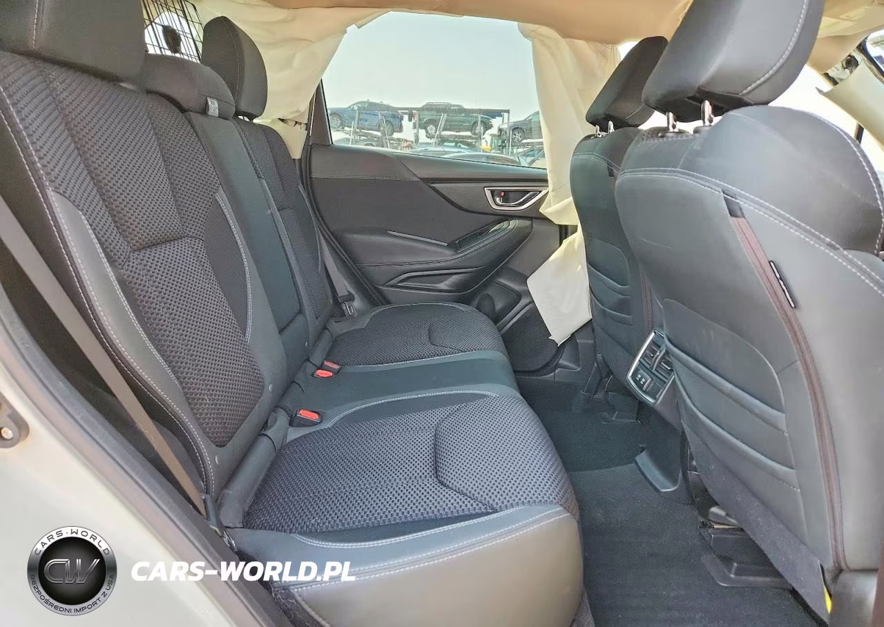 2021 Subaru Forester Premium VIN:JF2SKAJC7MH436743 - 11