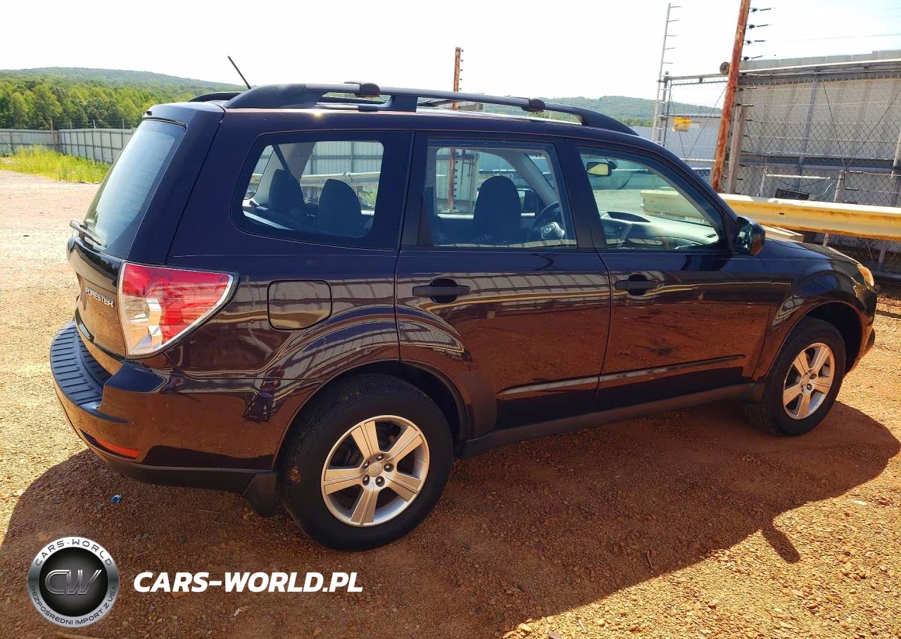 2013 Subaru Forester 2.5X VIN:JF2SHABC5DH408520 - 3