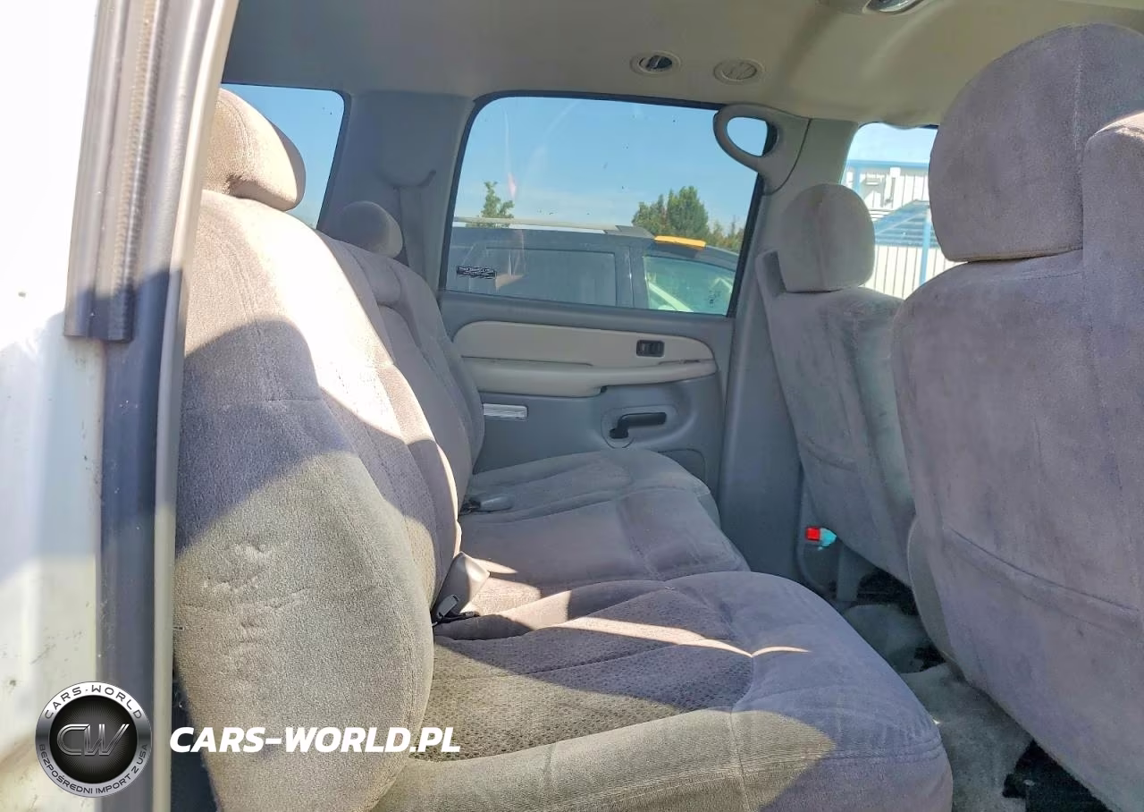 2000 Chevrolet Suburban K2500 VIN:3GNGK26U4YG224062 - 11