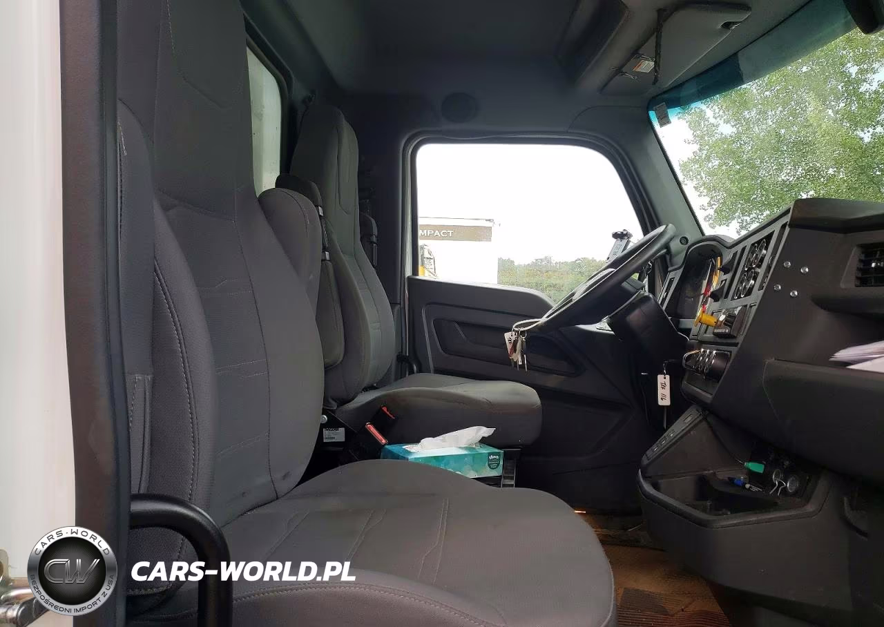 2023 Kenworth Construction T380 VIN:2NK4HM7X2PM252879 - 8
