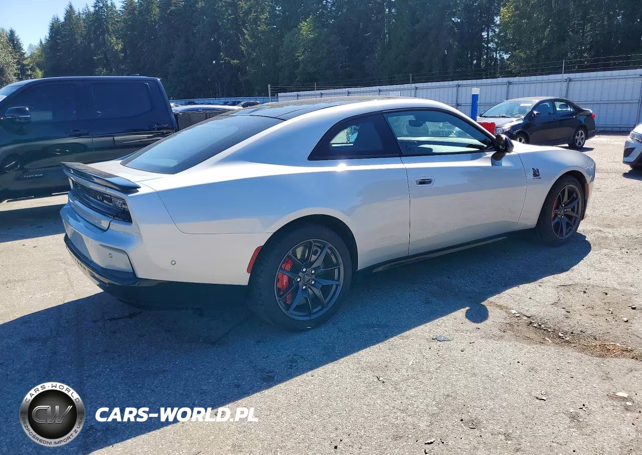 2024 Dodge Charger Daytona Scat Pack VIN:2C3CDBDK4RR205434 - 3