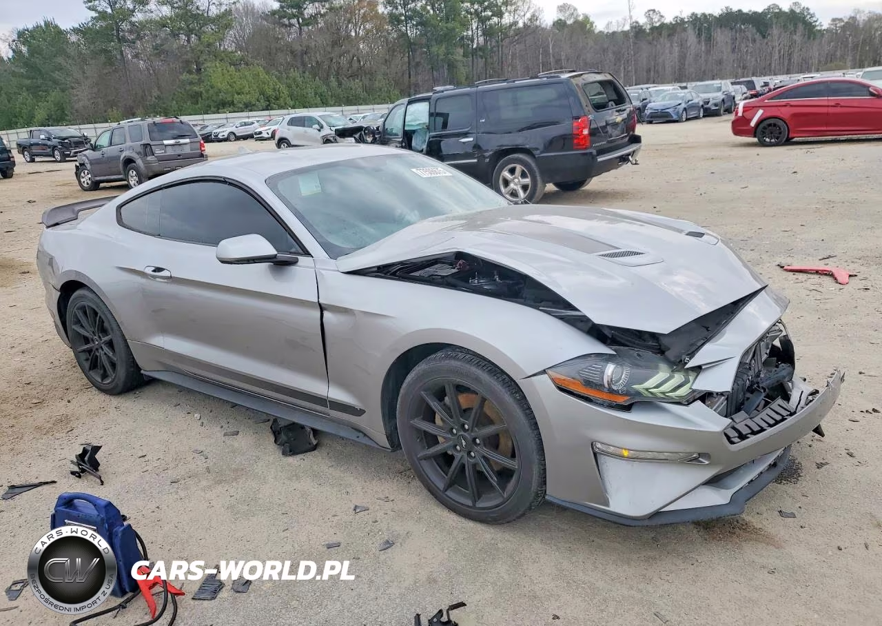 2020 Ford Mustang VIN:1FA6P8TH8L5153678 - 4