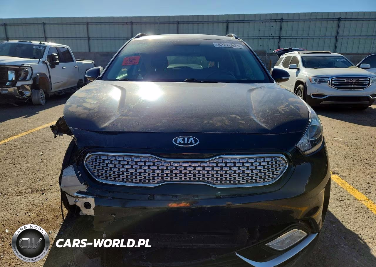 2019 Kia Niro S Touring VIN:KNDCC3LC3K5255971 - 5