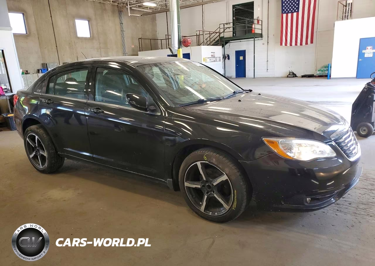 2012 Chrysler 200 Touring VIN:1C3CCBBG1CN267217 - 4