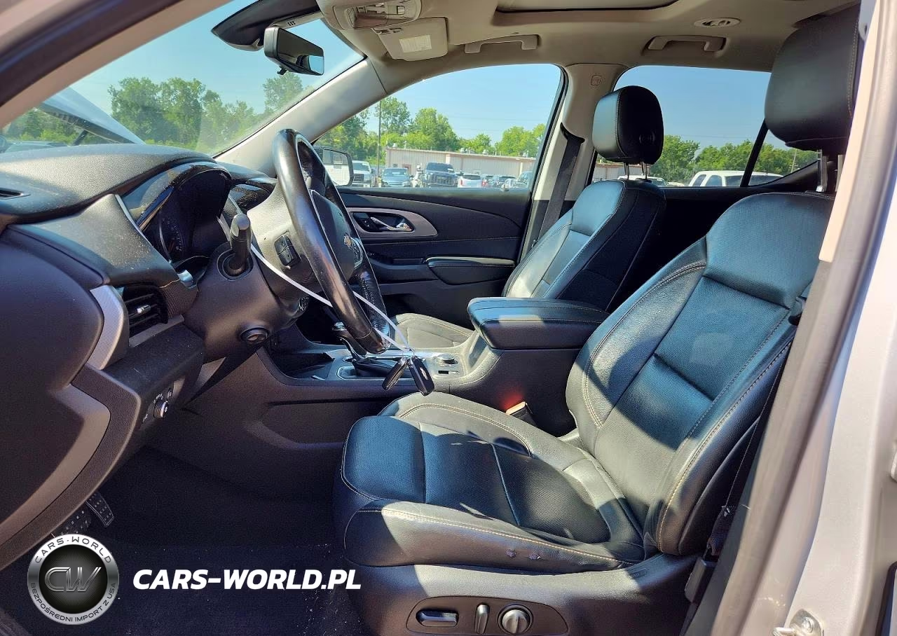 2019 Chevrolet Traverse Premier VIN:1GNEVKKW6KJ209803 - 12