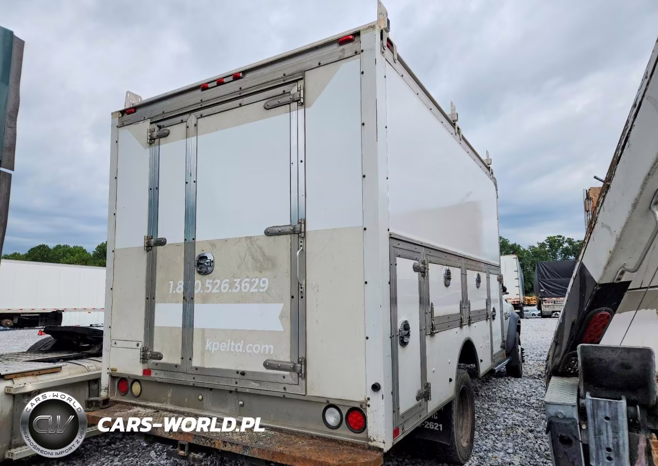 2018 Ram 5500 VIN:3C7WRNBL8JG352134 - 3