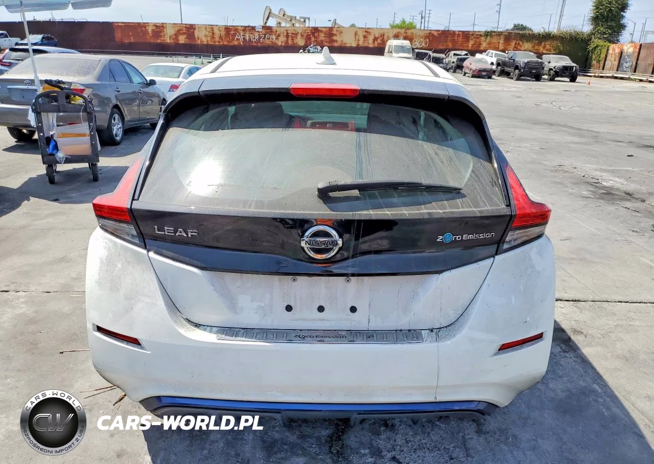 2018 Nissan Leaf S VIN:1N4AZ1CP6JC317179 - 6