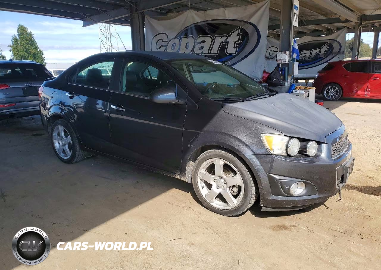 2016 Chevrolet Sonic Ltz VIN:1G1JE5SBXG4147620 - 4