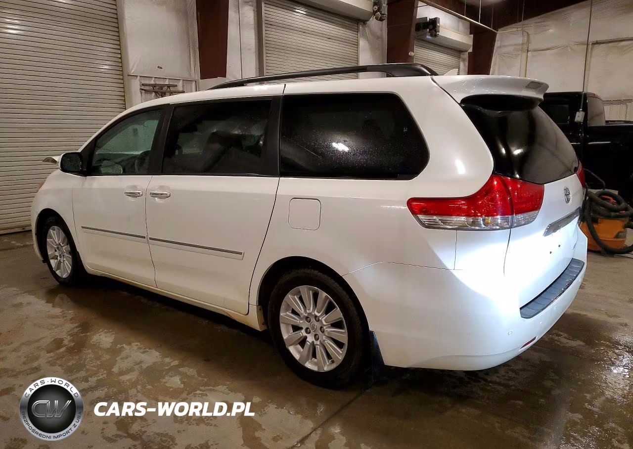 2013 Toyota Sienna Limited 7-Passenger VIN:5TDYK3DC7DS375888 - 2