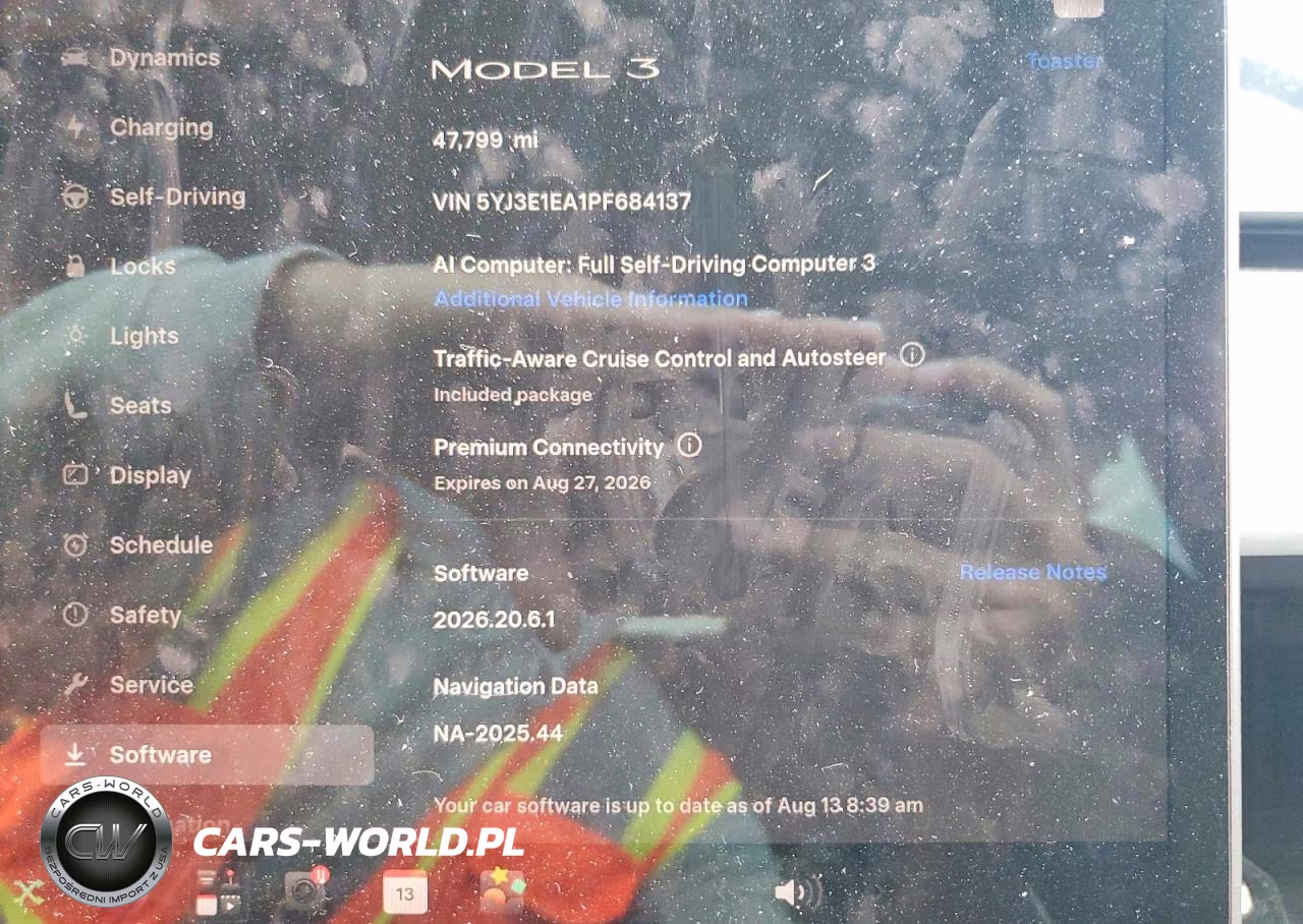 2023 Tesla Model 3 VIN:5YJ3E1EA1PF684137 - 9