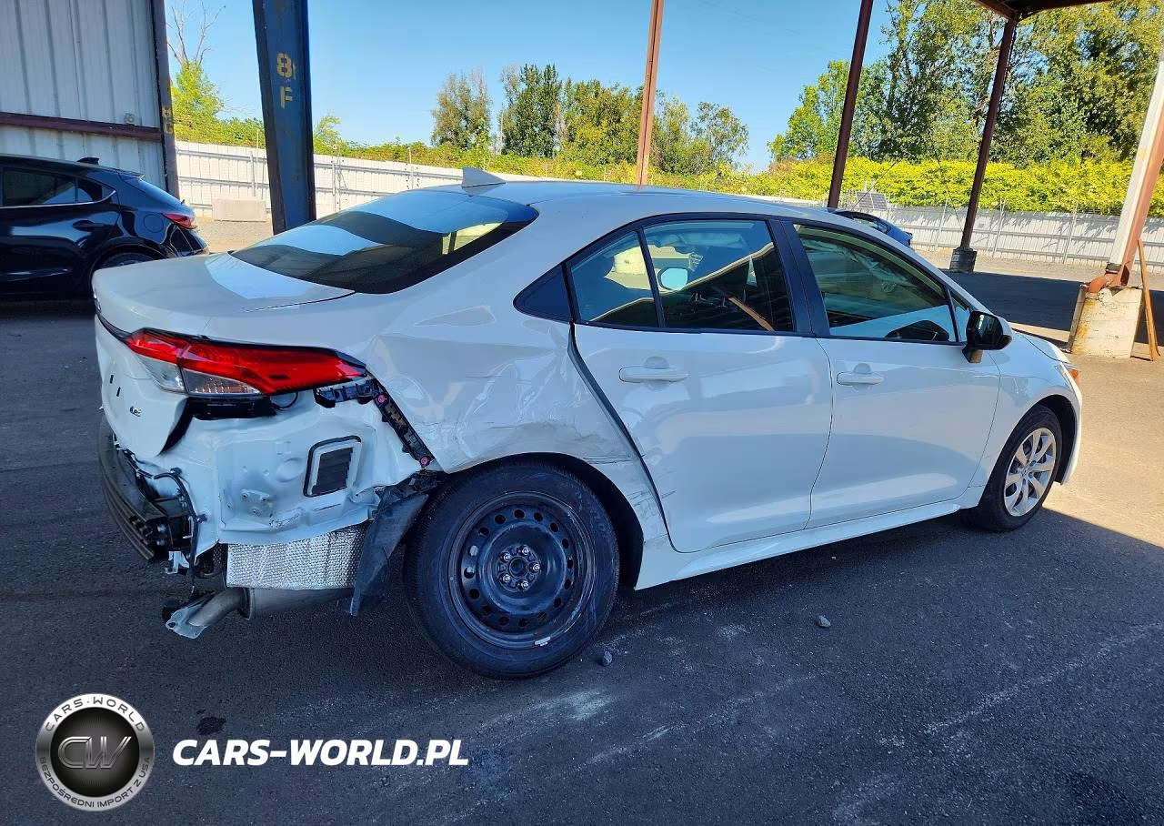 2026 Toyota Corolla Le VIN:JTDB4MEE6T3038098 - 3