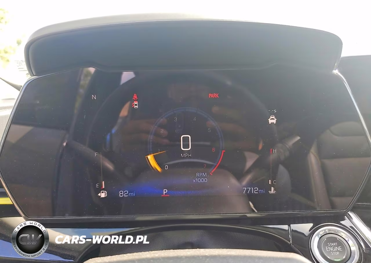 2025 Chevrolet Trax Activ VIN:KL77LKEP7SC134509 - 9