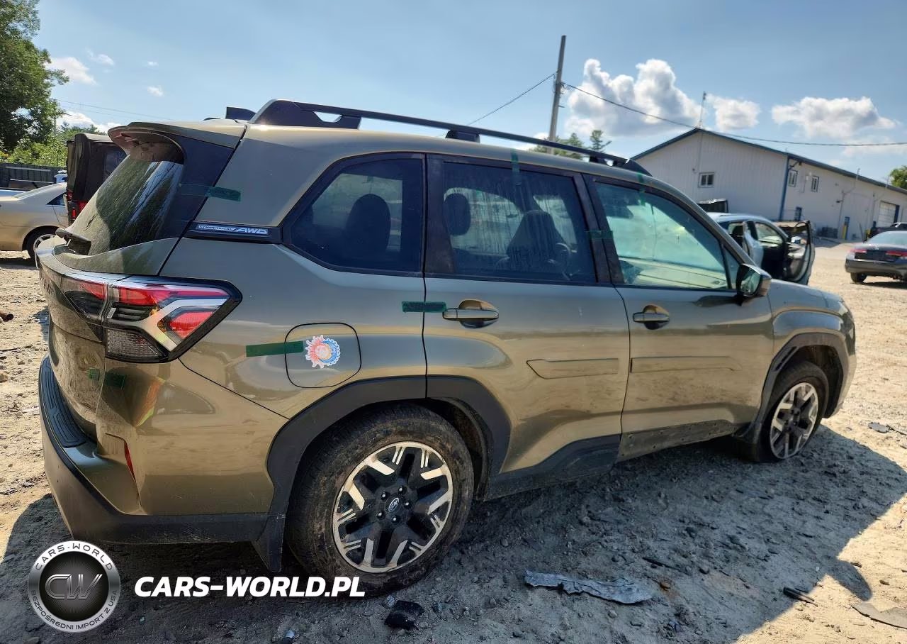 2025 Subaru Forester Premium VIN:JF2SLDDC0SH447316 - 3