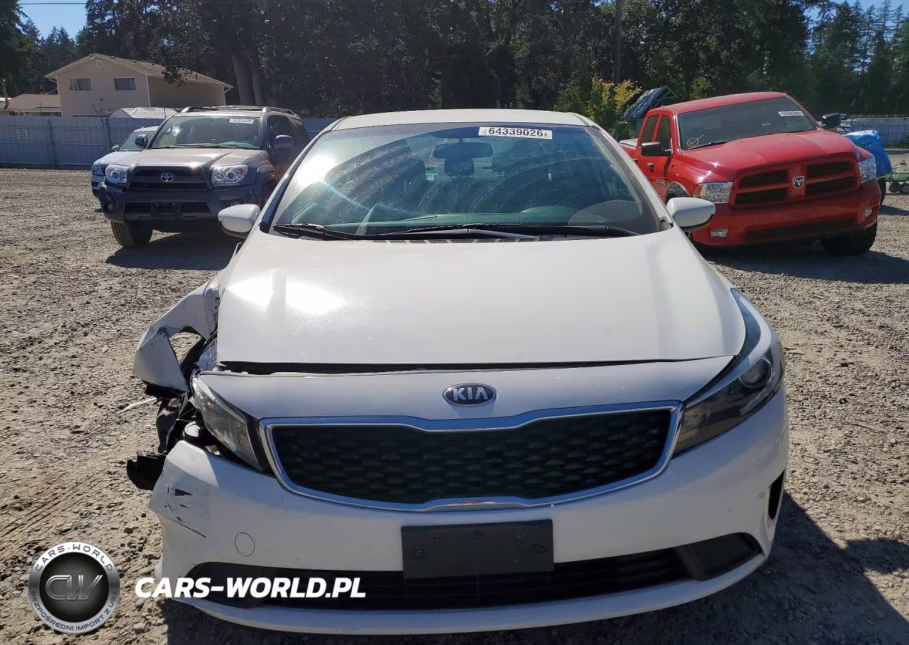 2018 Kia Forte Lx VIN:3KPFK4A72JE281413 - 5